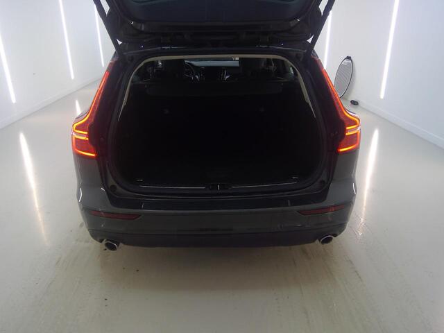 Volvo V60 2.0 B3 Business Pro