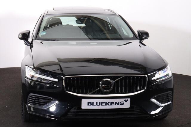 Volvo V60 T6 Recharge AWD Plus Bright - Panorama/schuifdak - Bowers & Wilkins audio - Parkeercamera achter - Verwarmde voorstoelen, stuur & achterbank - Parkeersensoren voor & achter - Elektr. bedienb. voorstoelen met geheugen - Cruise control - 19' LMV