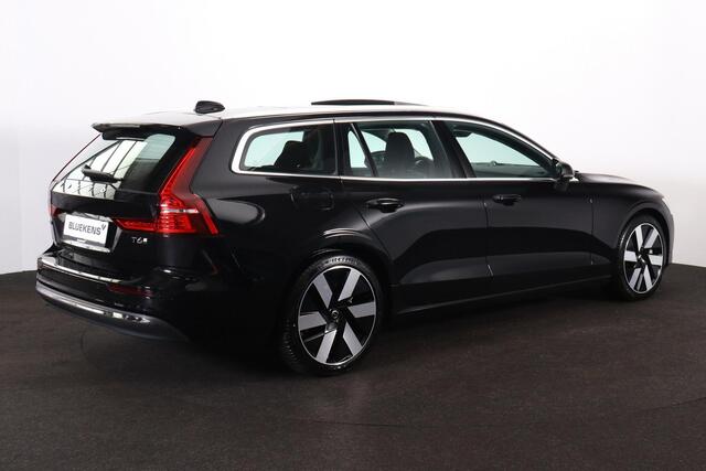 Volvo V60 T6 Recharge AWD Plus Bright - Panorama/schuifdak - Bowers & Wilkins audio - Parkeercamera achter - Verwarmde voorstoelen, stuur & achterbank - Parkeersensoren voor & achter - Elektr. bedienb. voorstoelen met geheugen - Cruise control - 19' LMV