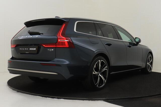 Volvo V60 T8 PLUG-IN HYBRID AWD ULTRA BRIGHT *FULL OPTIONS!* -PANO.DAK|BOWERS&WILKINS|GEVENT.LEDER+MASSAGE|360°CAM|HEAD-UP DISP.|19"