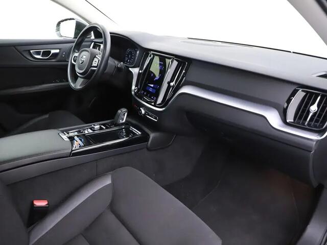 Volvo V60 2.0 T6 Recharge AWD Business Pro Gratis Afleverpakket! | Trekhaak | Cruise Control Adaptief |