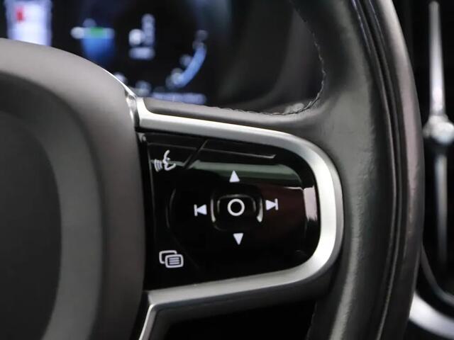 Volvo V60 2.0 T6 Recharge AWD Business Pro Gratis Afleverpakket! | Trekhaak | Cruise Control Adaptief |