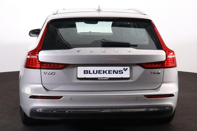 Volvo V60 T6 Recharge AWD Plus Bright - Panorama/schuifdak - Bowers & Wilkins audio - Parkeercamera achter - Verwarmde voorstoelen, stuur & achterbank - Parkeersensoren voor & achter - Elektr. bedienb. voorstoelen met geheugen - Cruise control - 19' LMV