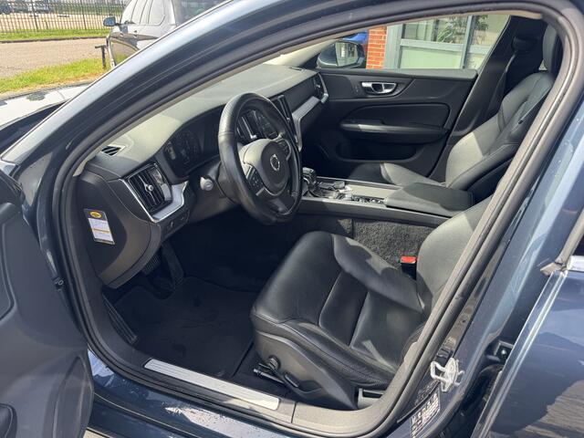 Volvo V60 2.0 T5 Momentum ? Trekhaak ? Carplay ? Rijklaar ?