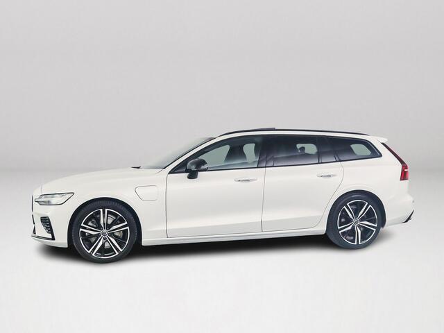 Volvo V60 T6 Plug-in hybrid AWD Ultimate Dark | Panoramadak | Parkeercamera | Head-up display | Harman Kardon | Stoel- en Stuurverwarming