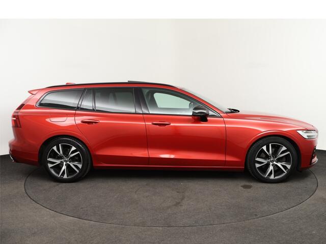 Volvo V60 2.0 B3 R-Design | Schuifdak o Harman/Kardon o Trekhaak