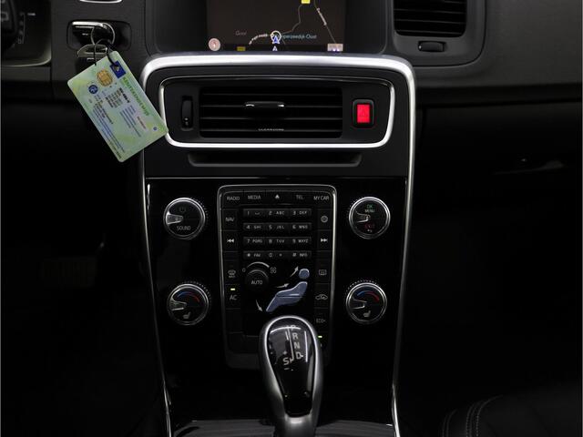 Volvo V60 1.5 T3 Nordic+ | Trekhaak | Stoelverwarming |
