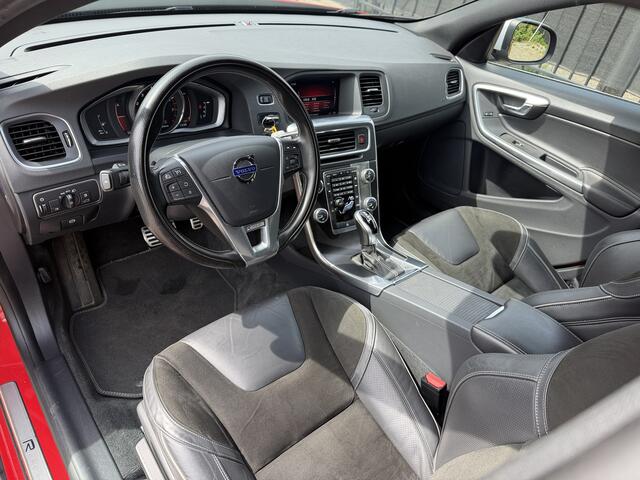 Volvo V60 2.0 T4 Autom/Tiptr R-Design Alcantara/Stoelverw/Clima/Cruise