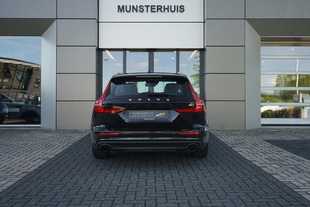 Volvo V60 2.0 T6 Twin Engine AWD Momentum Pro | Verwarmde voorstoelen |