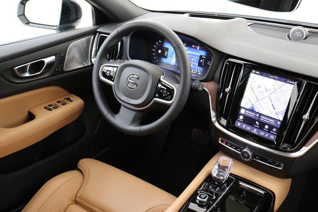 Volvo V60 T6 PLUG-IN HYBRID AWD ULTRA DARK *FULL OPTIONS!* -PANO.DAK|BOWERS&WILKINS|GEVENT.LEDER+MASSAGE|360°CAM|HEAD-UP DISP.|PRIVACY.GLAS|TREKHAAK|19"