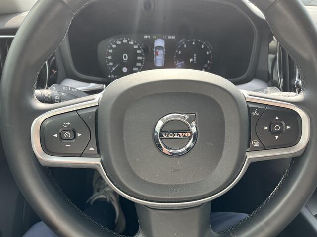 Volvo V60 2.0 B3 Core Carplay / Led / ACC / Clima