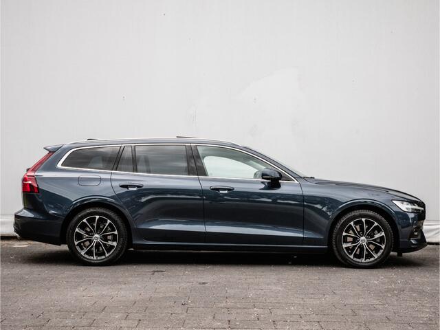 Volvo V60 2.0 B3 Business Pro Trekhaak/ Panoramadak/ Harman Kardon/ Blindspot/ Elek. achterklep