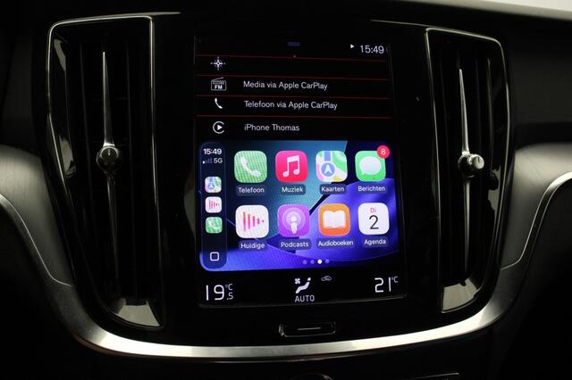 Volvo V60 2.0 B3 Momentum Business Automaat - Carplay, Camera, Digital Cockpit