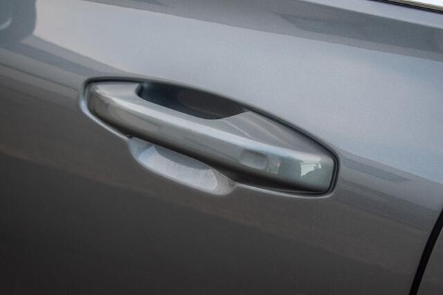Volvo V60 2.0 B3 Momentum Advantage Navi-Leer-Camera-17"-DAB-Harman/Kardon