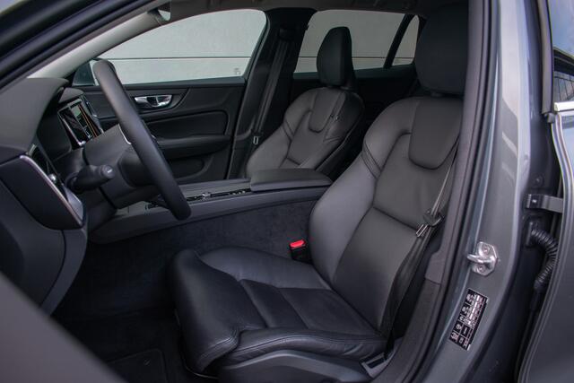 Volvo V60 2.0 B3 Momentum Advantage Navi-Leer-Camera-17"-DAB-Harman/Kardon