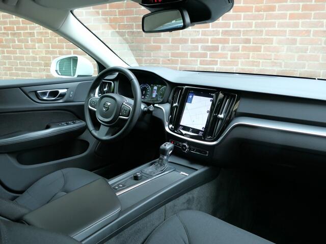 Volvo V60 2.0 T4 AUT Polester / DAB+ / Apple Carplay / Trekhaak
