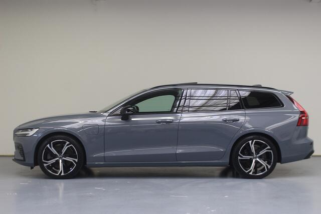 Volvo V60 T6 Plug-in hybrid AWD Plus Dark | Rijklaarprijs | Trekhaak | Pano dak |