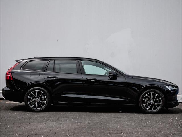 Volvo V60 2.0 B3 Momentum Advantage Stoel-stuurverwarming/ Camera/ Dab/ Navigatie/ Carplay/ Pdc v+a