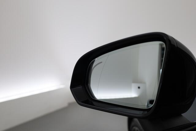 Volvo V60 2.0 T8 Plug-in hybrid AWD Polestar Engineered | SOH 99% | Öhlins | Elek. Trekhaak | Pano | Harman Kardon | HUD | Stoel-Stuurverw. |