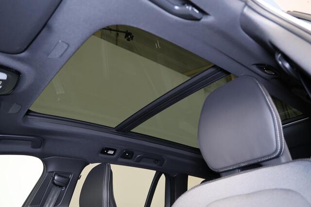 Volvo V60 T6 Recharge AWD Plus Dark - Panorama/schuifdak - IntelliSafe Assist & Surround - 360º Camera - Harman/Kardon audio - Verwarmde voorstoelen, stuur & achterbank - Parkeersensoren voor & achter - Elektr. bedienb. voorstoelen met geheugen - Head up display - 