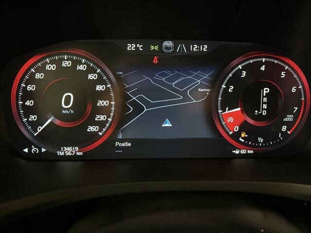 Volvo V60 2.0 T4 190pk AUT8 Momentum Pro Leer/ Stoelverw/ Apple Android auto/ Comf. Stoelen
