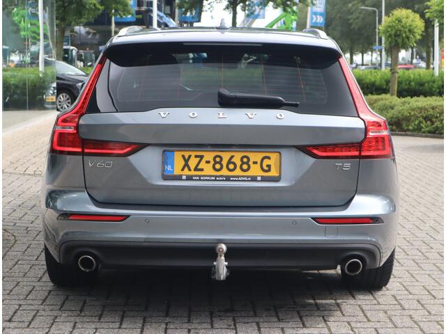 Volvo V60 2.0 T5 Momentum Navi / Climate / Elek trekh / Stoelverw / BTW auto /