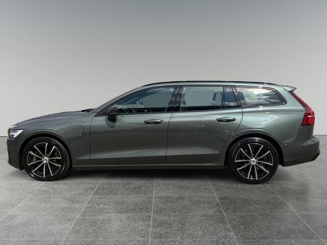 Volvo V60 2.0 T6 Plug-in hybrid AWD Plus Dark l Trekhaak l Semi wegklapbare trekhaak l