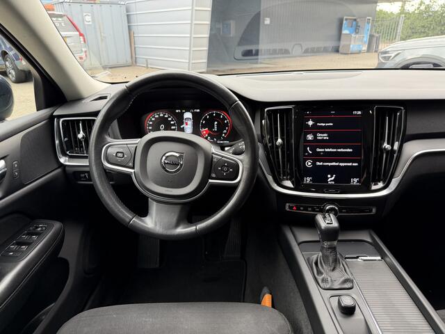 Volvo V60 2.0 T4 Automaat | Kinetic | Navigatie