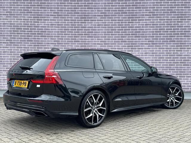 Volvo V60 2.0 T6 Recharge AWD R-Design | Trekhaak | Plug-in Hybrid (PHEV) | Polestar Exterieur | Head-up Display | Panoramadak | Harman Kardon Audio | 360 Graden Camera | Parkeersensoren | Elektrisch Verstelbare Voorstoelen | Keyless Entry | Elektrische Achterklep | Navigatie – foto 3