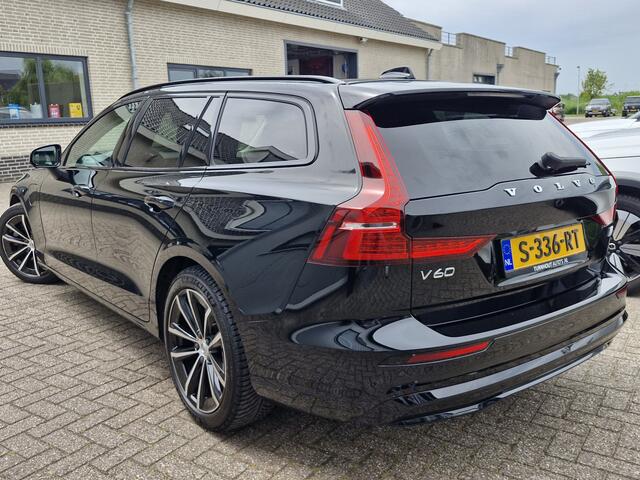 Volvo V60 T6 Plug-in hybrid AWD Plus Dark