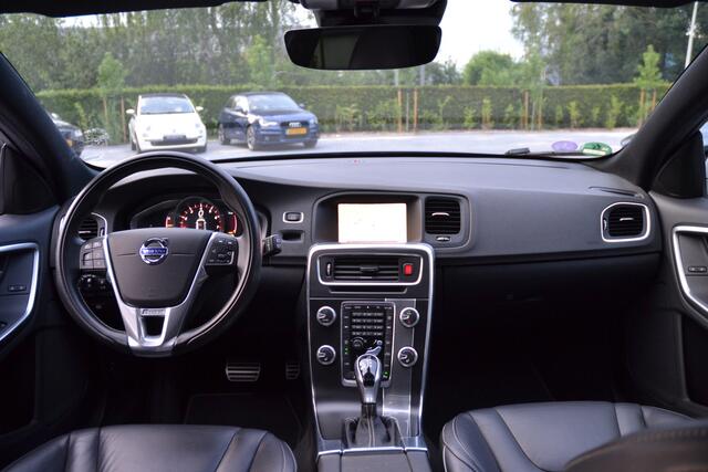 Volvo V60 2.0 T4 R-Design NAP | Schuif/kantel dak | Trekhaak | Camera