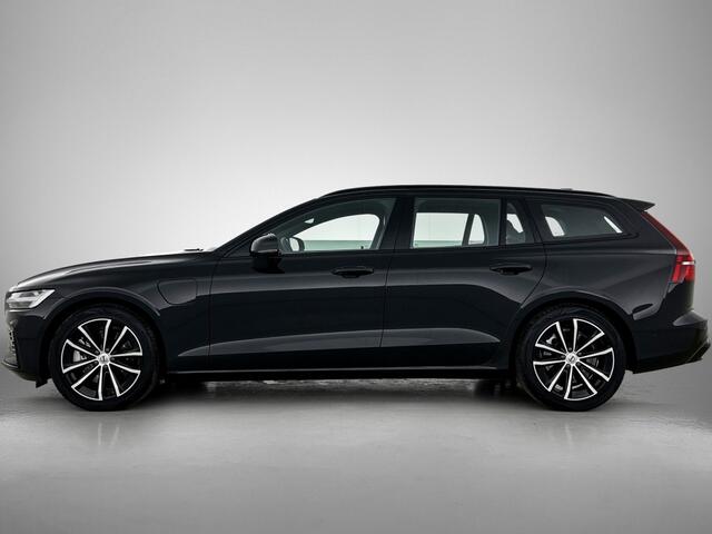 Volvo V60 T6 Plus Dark Plug-In Hybrid AWD | Trekhaak | Rijklaar |