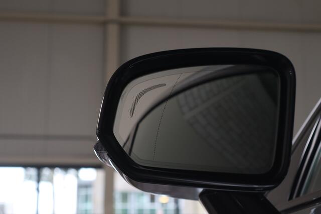 Volvo V60 2.0 B4 R-Design Mem. seats I Dode hoek I Stoelverw