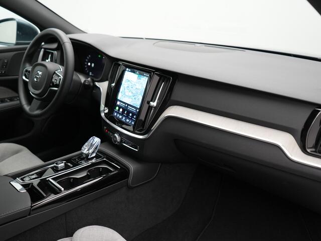 Volvo V60 T6 AWD Plus Bright LONG RANGE PHEV 350pk Dealer O.H. | Trekhaak Af Fabriek | Panodak | Adaptive Cruise | 360 Camera | Comfortstoelen Memory & Verwarmd | Stuur Verwarmd | Keyless | Blis | Apple Carplay | Google Assistent | DAB | Plug In Hybrid |