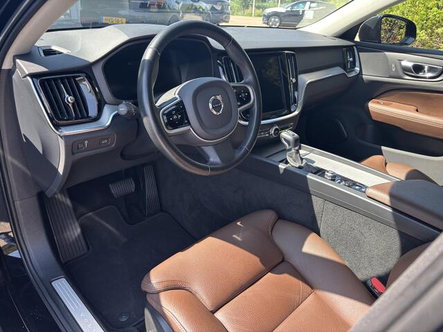 Volvo V60 D4 Momentum Pro|Leder|Panodak|Trekhaak|Aut.