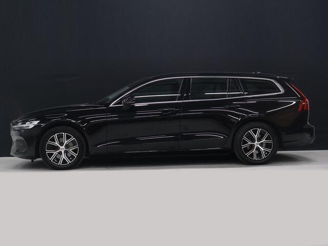 Volvo V60 2.0 B4 Core [APPLE CARPLAY, ANDROID, ADAPTIVE CRUISE, ELEKTRISCHE STOELEN, TREKHAAK, DRAADLOOS OPLADEN, ELEKTRISCHE ACHTERKLEP, LED, BLUETOOTH, NAVIAGTIE, NIEUWSTAAT]