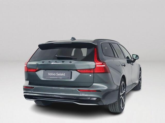 Volvo V60 T6 Plug-in hybrid AWD Plus Dark | Panoramadak | 360° camera | Harman Kardon | Head-up display | Stoel- en stuurverwarming