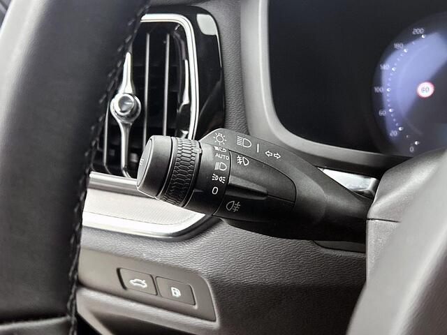 Volvo V60 2.0 T6 Plug-in hybrid AWD Plus Dark