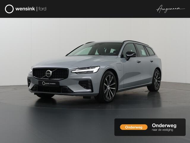 Volvo V60 2.0 T8 Plug-in hybrid AWD Plus Dark | Ele.verstelbare stoelen + Geheugen | Navigatie | Camera | Trekhaak | DAB | Adaptieve Cruise Control | Ele. kofferdeksel |