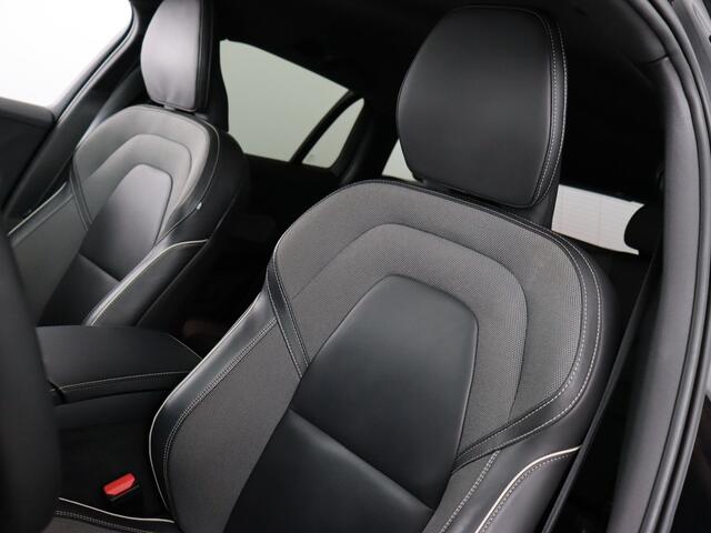 Volvo V60 2.0 T6 Recharge AWD R-Design (Camera / ACC / Elek. achterklep / Stoel-Stuurverw.)