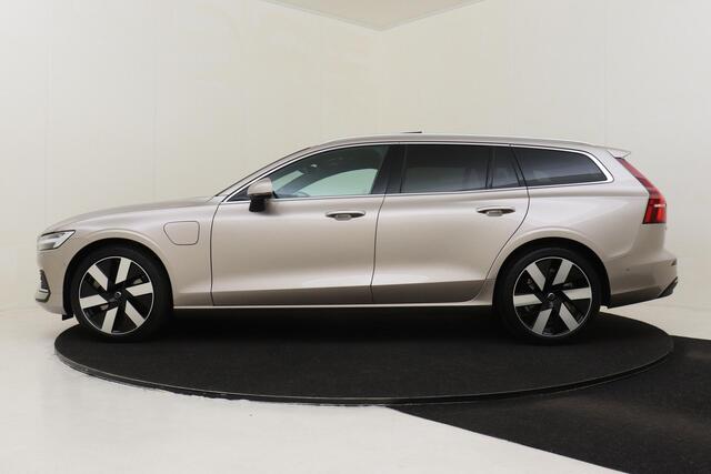 Volvo V60 T6 PLUG-IN HYBRID AWD ULTRA BRIGHT *VOL!* -PANO.DAK|BOWERS&WILKINS|GEVENT.LEDER+MASSAGE|360°CAM|HEAD-UP DISP.|PRIVACY.GLAS|19"|SoH:100%