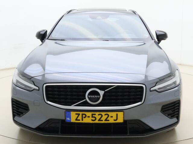 Volvo V60 T8 390PK Automaat Twin Engine AWD R-Design B&W | Panodak | 360 Camera | ACC | Trekhaak | Elektr. stoel