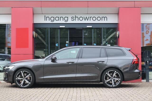 Volvo V60 2.0 T6 350pk Plug-in hybrid AWD Plus Dark | Long Range | SoH 97% | Origineel NL | ACC | Harman/Kardon | Pack Winter | Trekhaak |