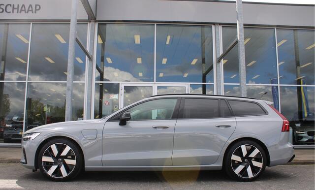 Volvo V60 T8 455PK Automaat Plug-in hybrid AWD Ultra Dark | Head-up | Schuif/kanteldak | Trekhaak | Pilot Assist | BLIS | H&K Audio |
