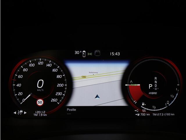 Volvo V60 2.0 T8 Recharge AWD Inscription / Trekhaak / Pan. dak / Privacy glass / Elektr. bed. stoelen / Stoel+stuurwielverwarming