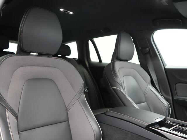 Volvo V60 T6 Recharge AWD R-Design PHEV 340pk Dealer O.H | Trehaak Af Fabriek | Camera | Lederen Sportstoelen Memory & Verwarmd | Cruise Control | Pilot Assist | Apple Carplay | Keyless | Stuurverwarming | Virtual | Navigatie | DAB | 19"L.M | Plug In Hybrid |