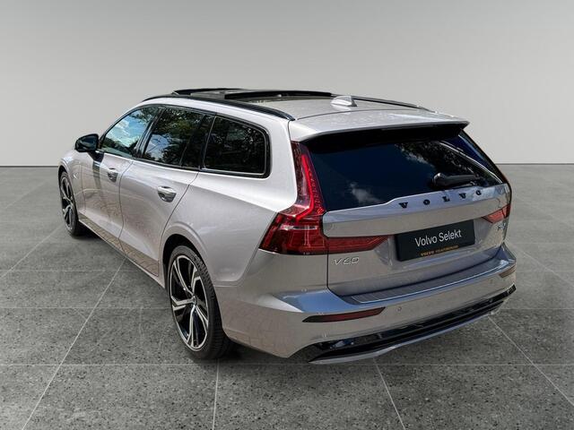 Volvo V60 T6 Plug-in hybrid AWD Plus Dark