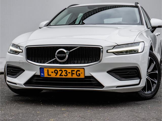 Volvo V60 2.0 B3 Momentum Advantage Trekhaak/ Lederen int./ Stuur+stoelverwarming/ Camera/ DAB+/ Carplay