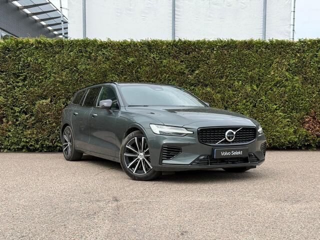 Volvo V60 2.0 T8 Plug-in hybrid AWD Plus Dark | Panoramadak | 360 Camera | Head up display | Harman/Kardon | Stoel/Stuur Verwarming