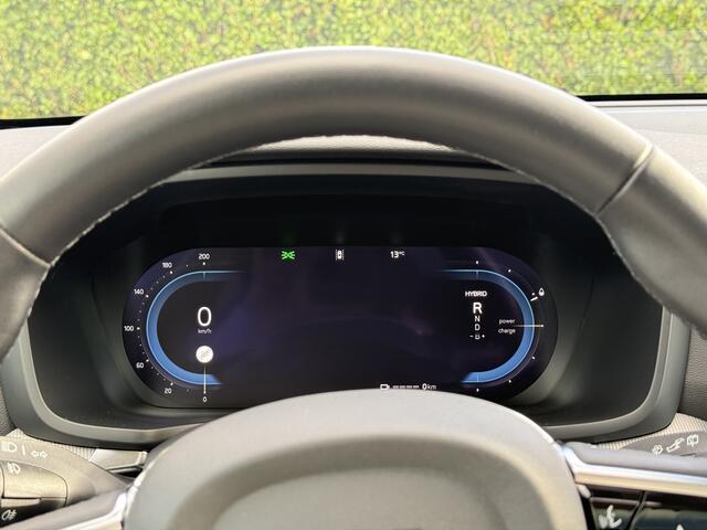 Volvo V60 2.0 T8 Plug-in hybrid AWD Plus Bright Panoramadak | Trekhaak